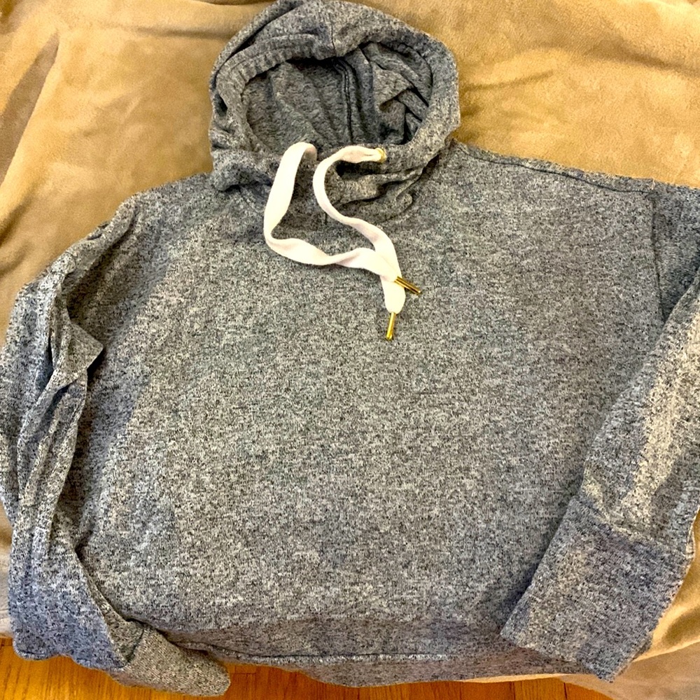 Old Navy 📣host pick📣XS Petite - almost new gray cropped hoodie